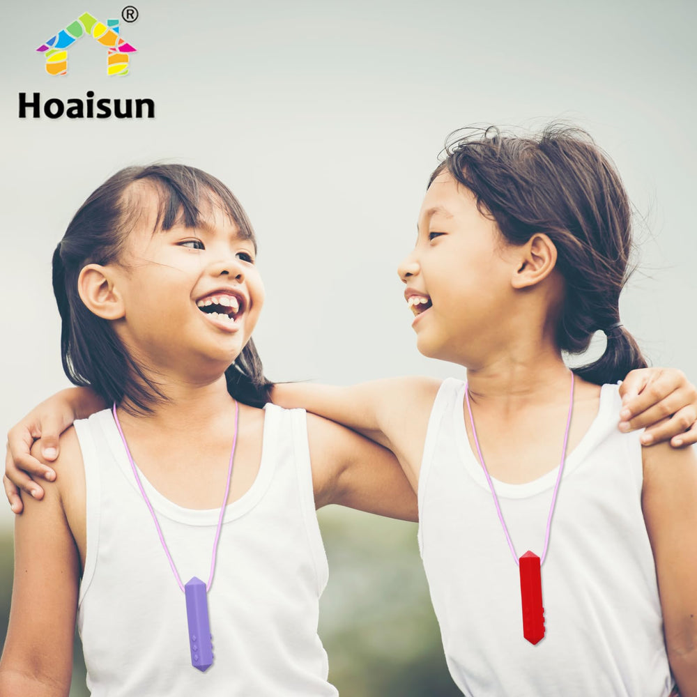 Hoaisun chew necklace is easy to clean and sanitize between uses.