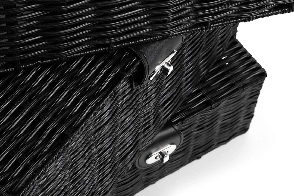 Homepeaz easy-clean woven plastic baskets ready for quick wipe-downs
