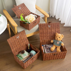 Homepeaz woven texture closeup highlights lifelike rattan look and easy-clean surface.