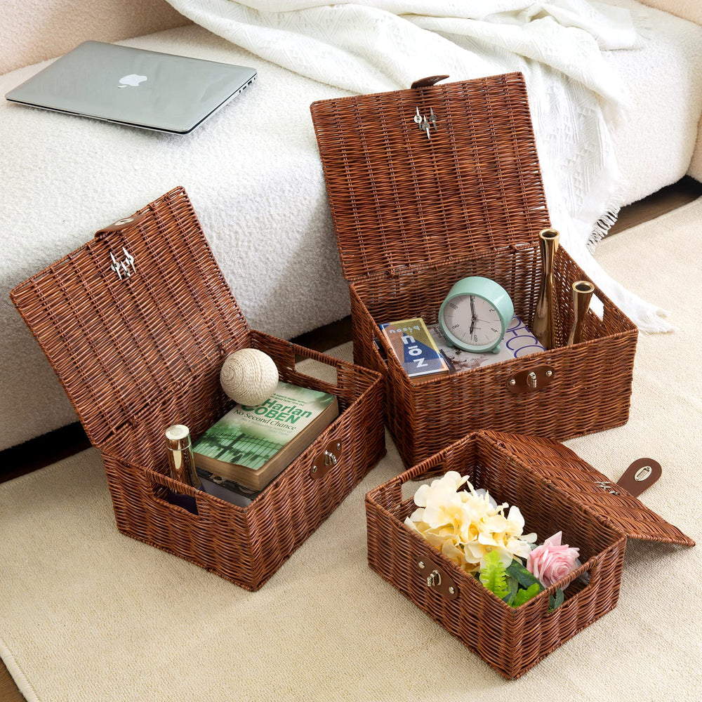 Homepeaz white set shown with books for tidy bookshelf organization.