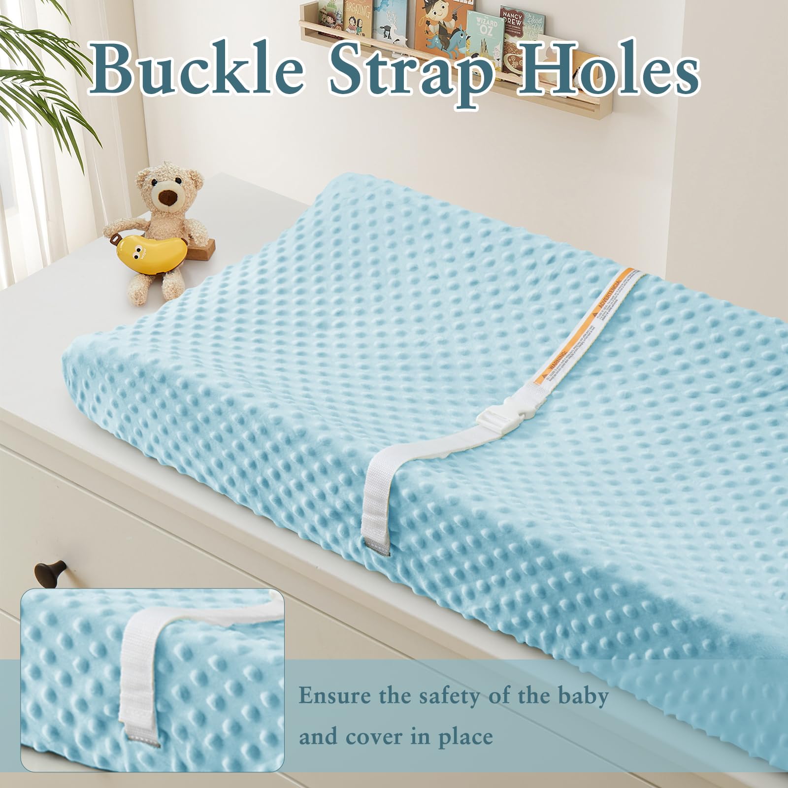 Homiest 360° elastic edging image highlights secure fit on standard changing pads.
