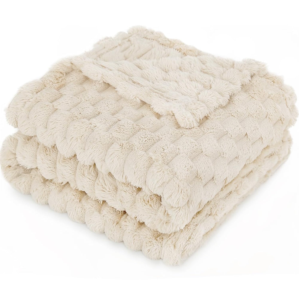 HOMRITAR baby blanket closeup shows plush warmth and breathable comfort.