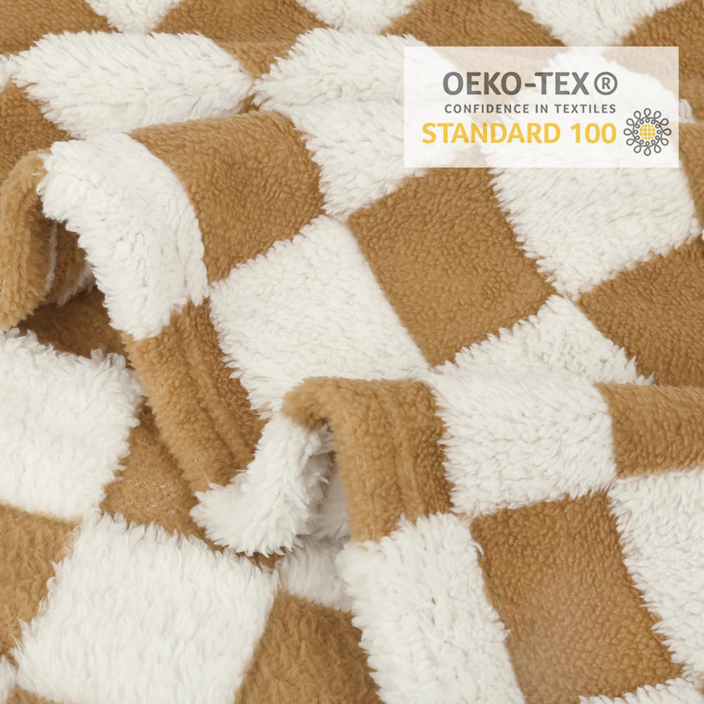 HOMRITAR reversible blanket showcases chessboard-grid design for nursery styling.