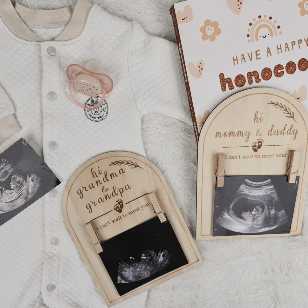 HONOCOOLS gift ready packaging enhances the gifting experience for new grandparents.