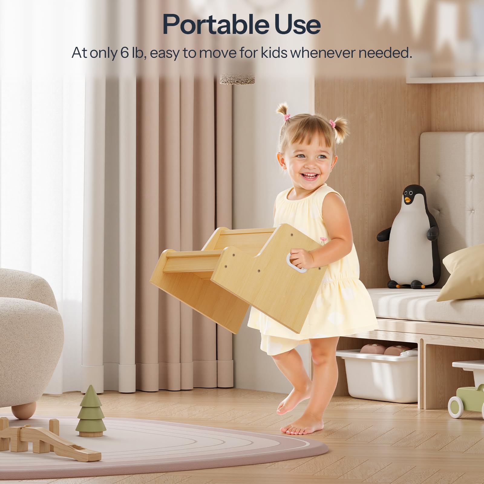 HOOBRO stool's large platform gives ample standing area for little feet.