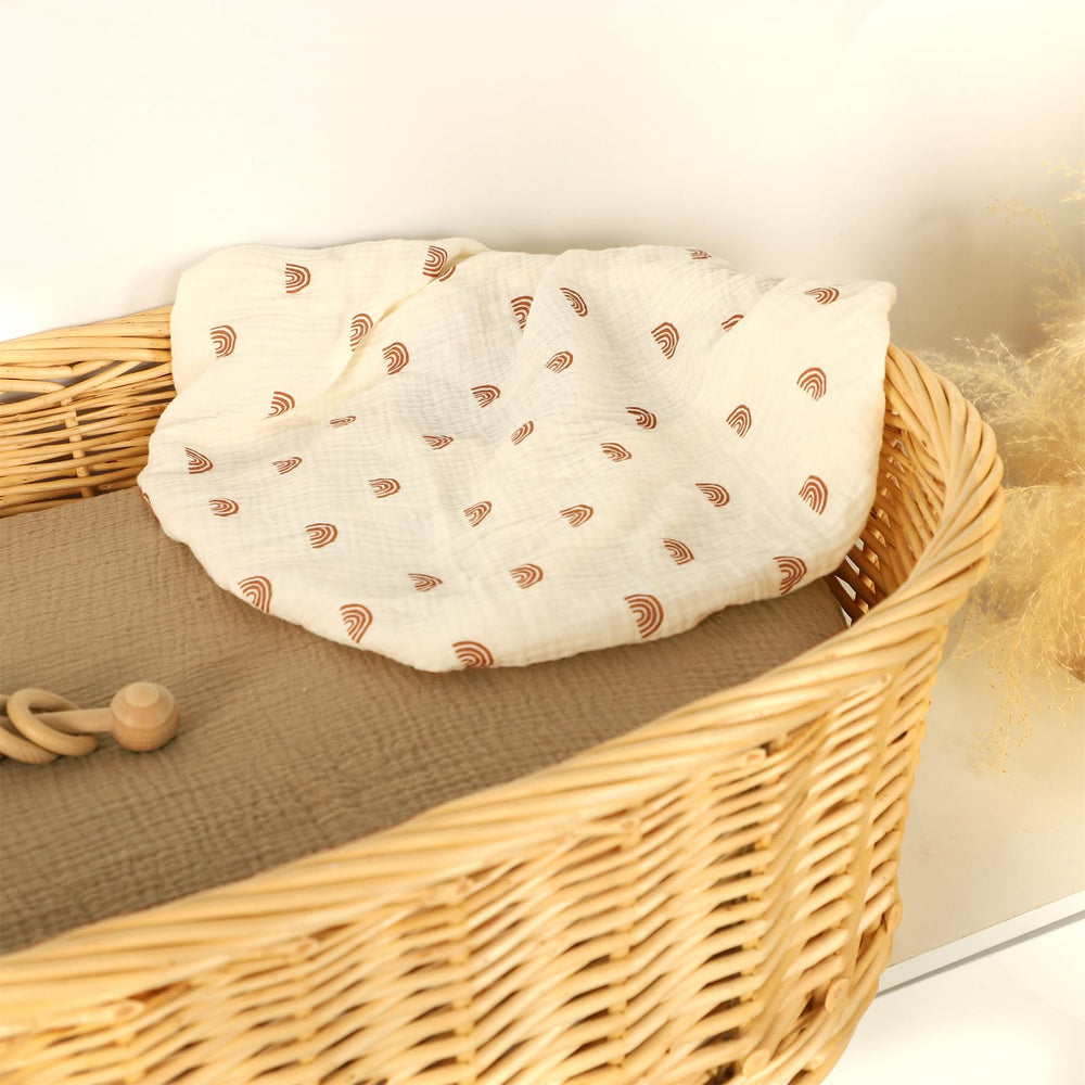 Hooyax muslin bassinet sheets gift package includes 2 sheets and storage bag