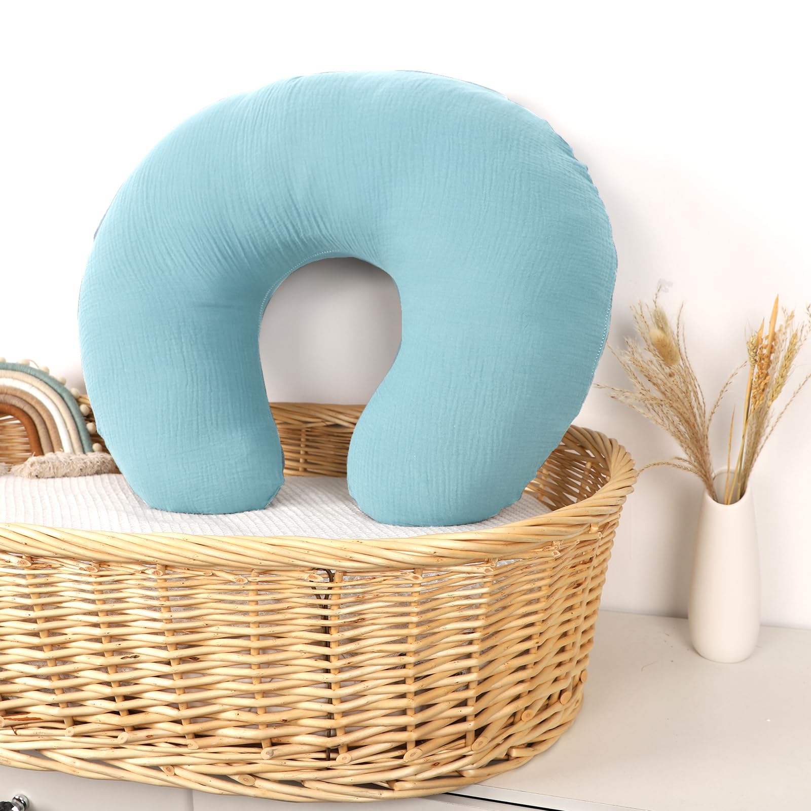 Hooyax muslin nursing pillow cover is easy-care and machine washable.
