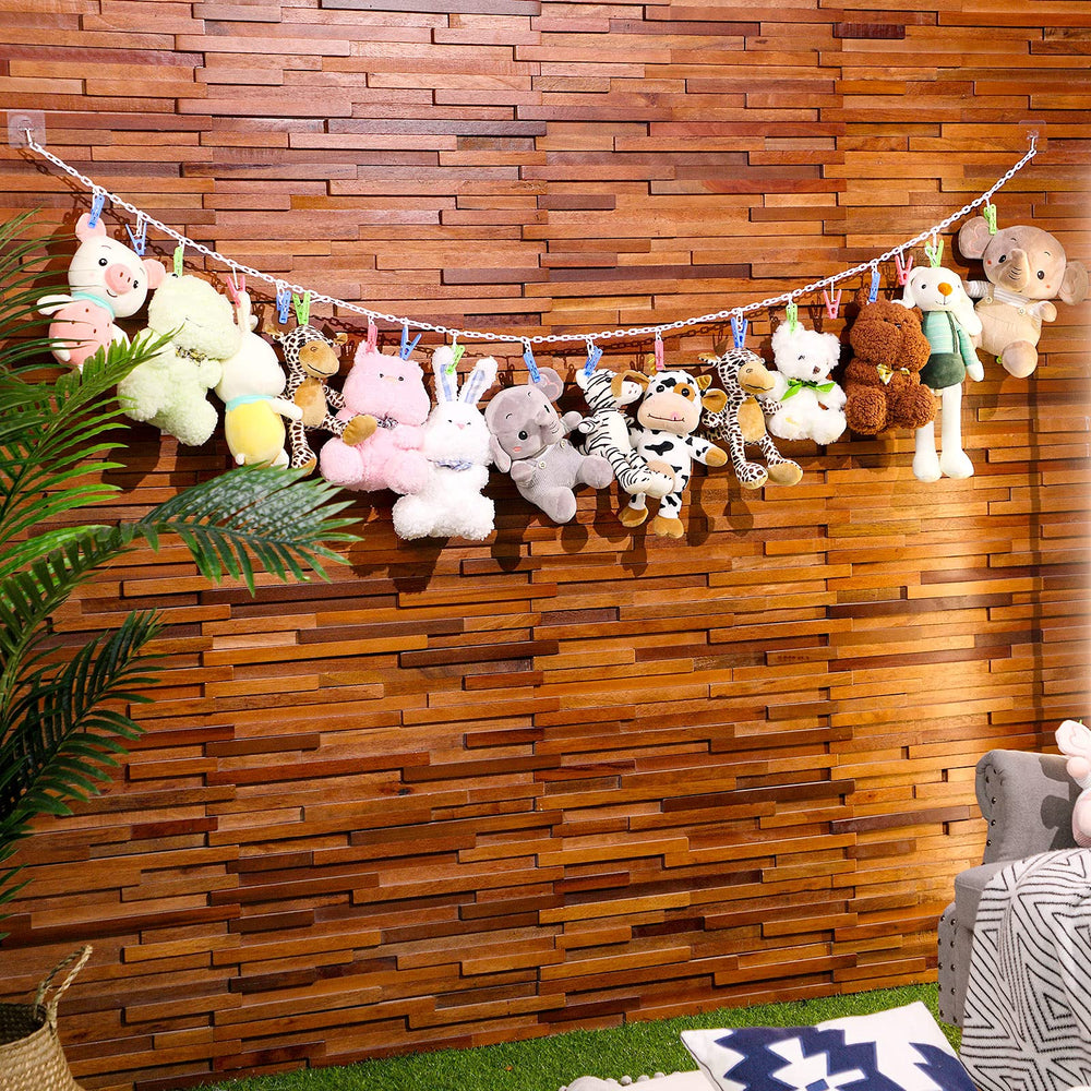 Hotop horizontal hanging setup displays photos and cards elegantly.