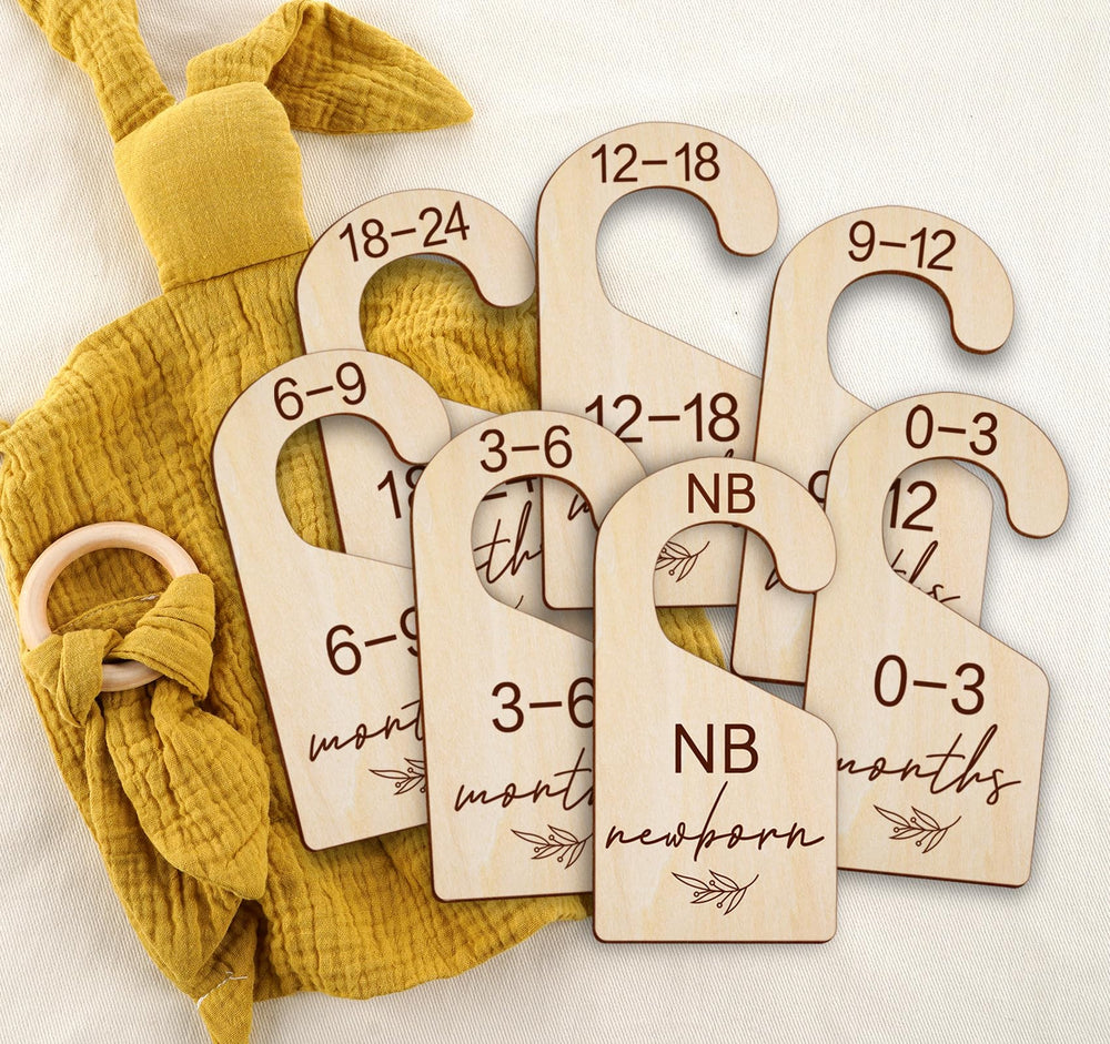 Houism seven-set gift-pack offers age-appropriate, gender-neutral closet organization.