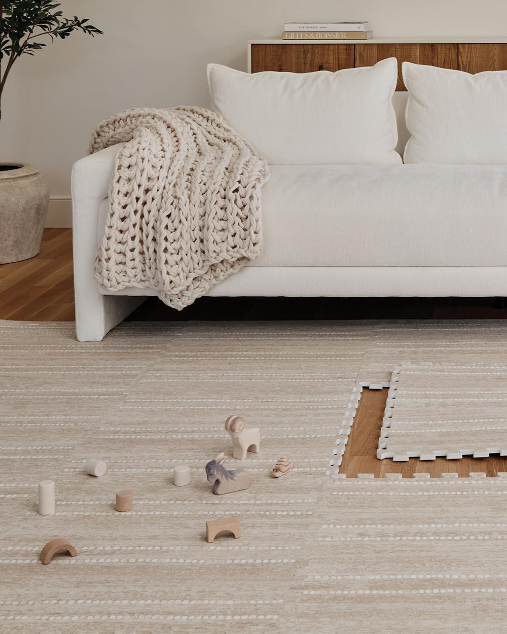 House of Noa toast-aspen easy storage tiles lay flat when not in use