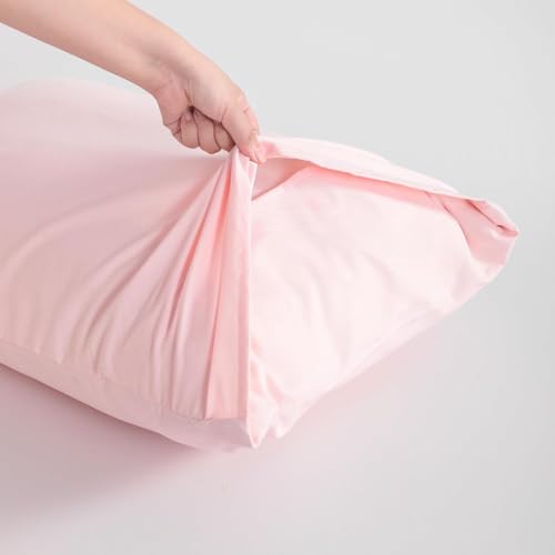 Hriksh toddler pillow case with zipper keeps pillows clean and secure.