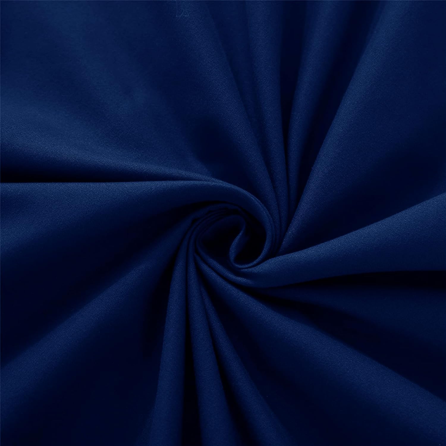 HRIKSH toddler pillowcase zip-closure demonstrates secure travel protection against pillow slipping