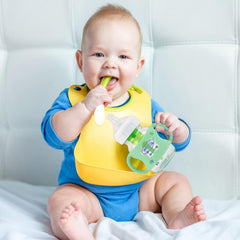 HUAKENER green bottle handles provide soft silicone comfort for little fingers