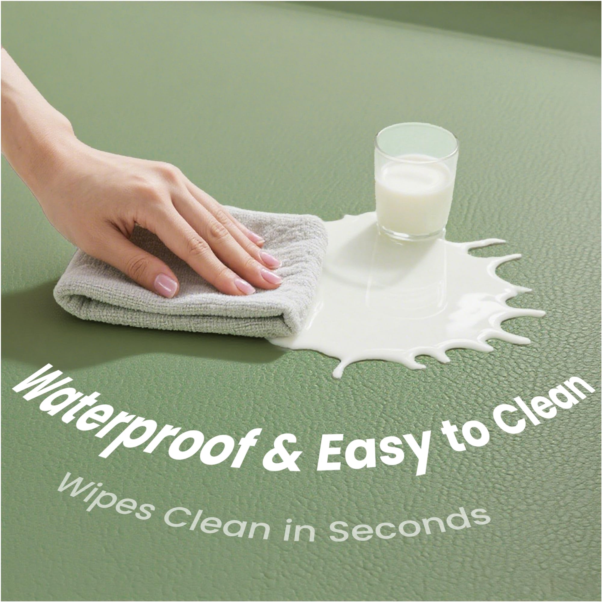 Huloo Sleep 50x50 green mat used as a playpen base for infants and toddlers.