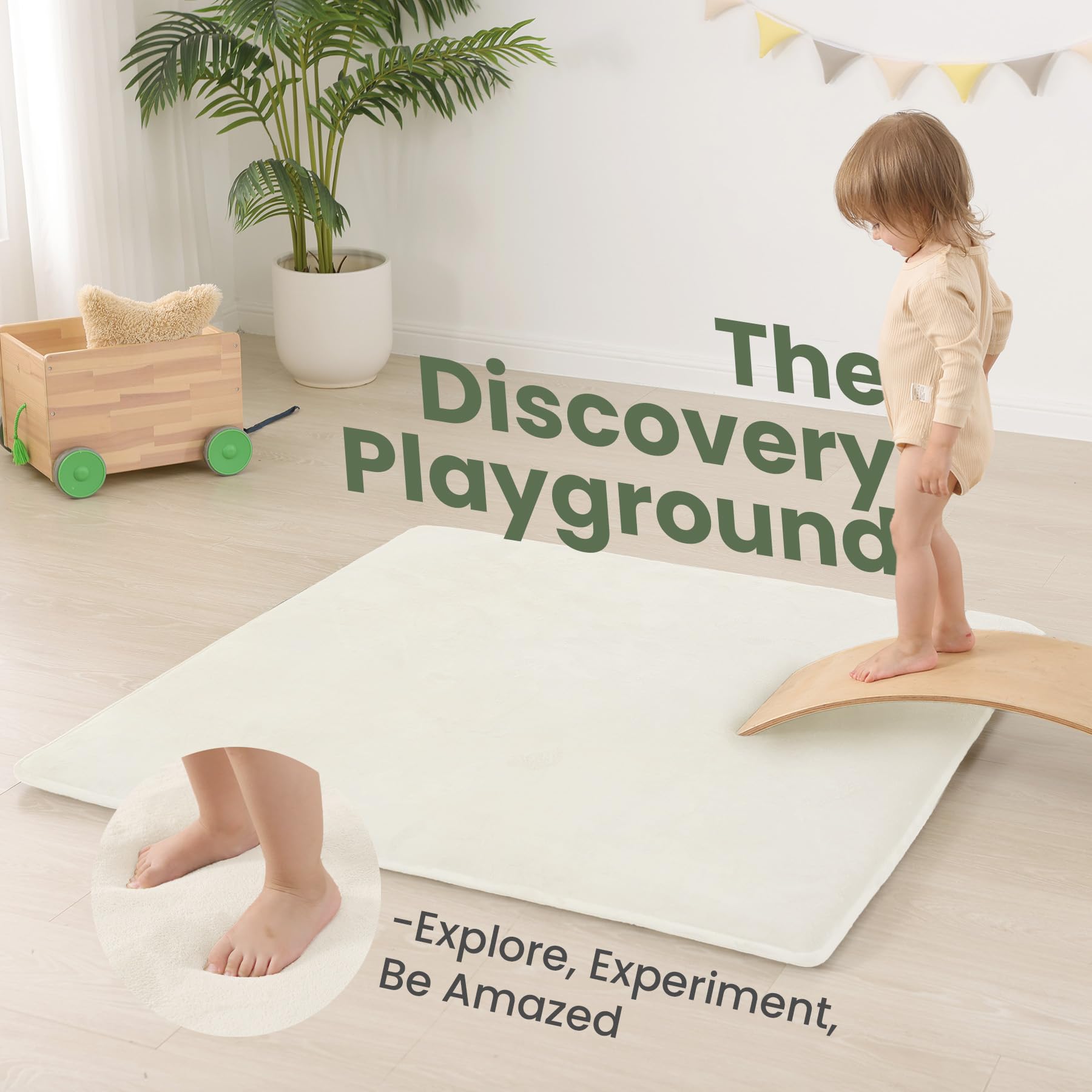 Huloo Sleep coral velvet fabric highlights easy-clean texture for spills and messes.