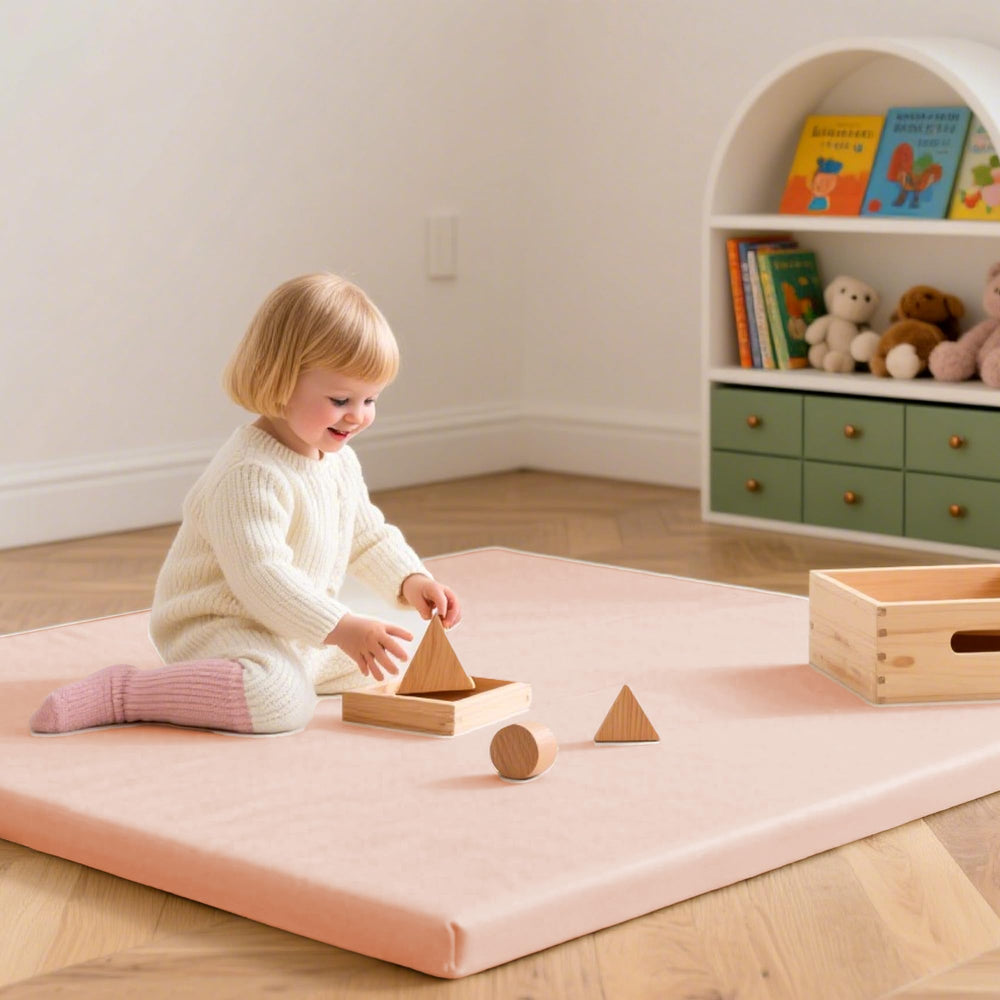 Huloo Sleep durable design promises long-lasting rug for indoor playrooms.