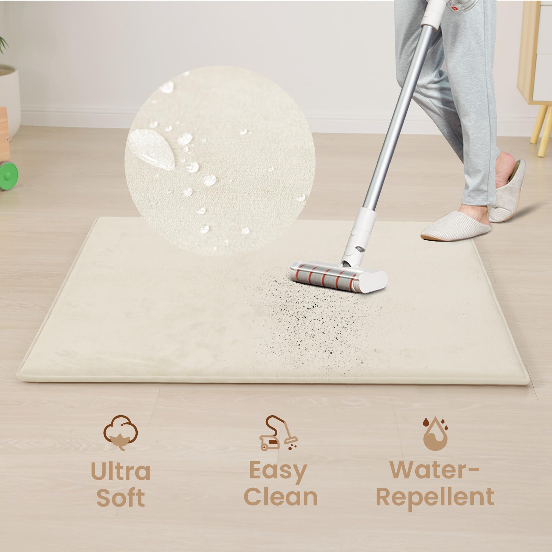 Huloo Sleep nursery rug use demonstrates easy-stow lightweight design.