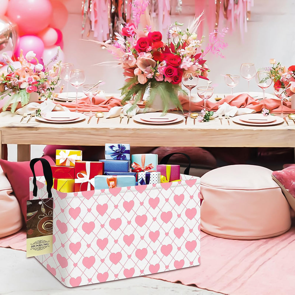 HUNRUNG REC-Heart nursery basket keeps diapers and wipes organized.
