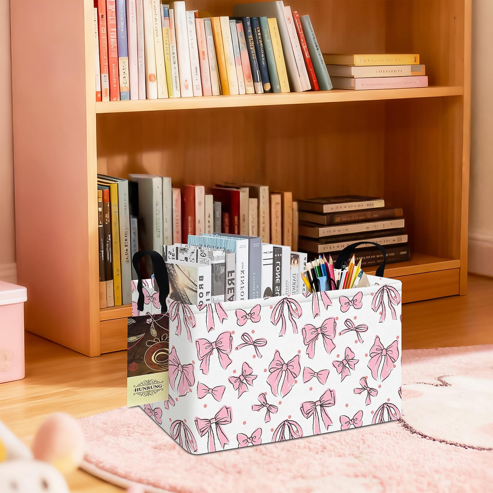 HUNRUNG rectangle storage basket in living room stores blankets and pillows.