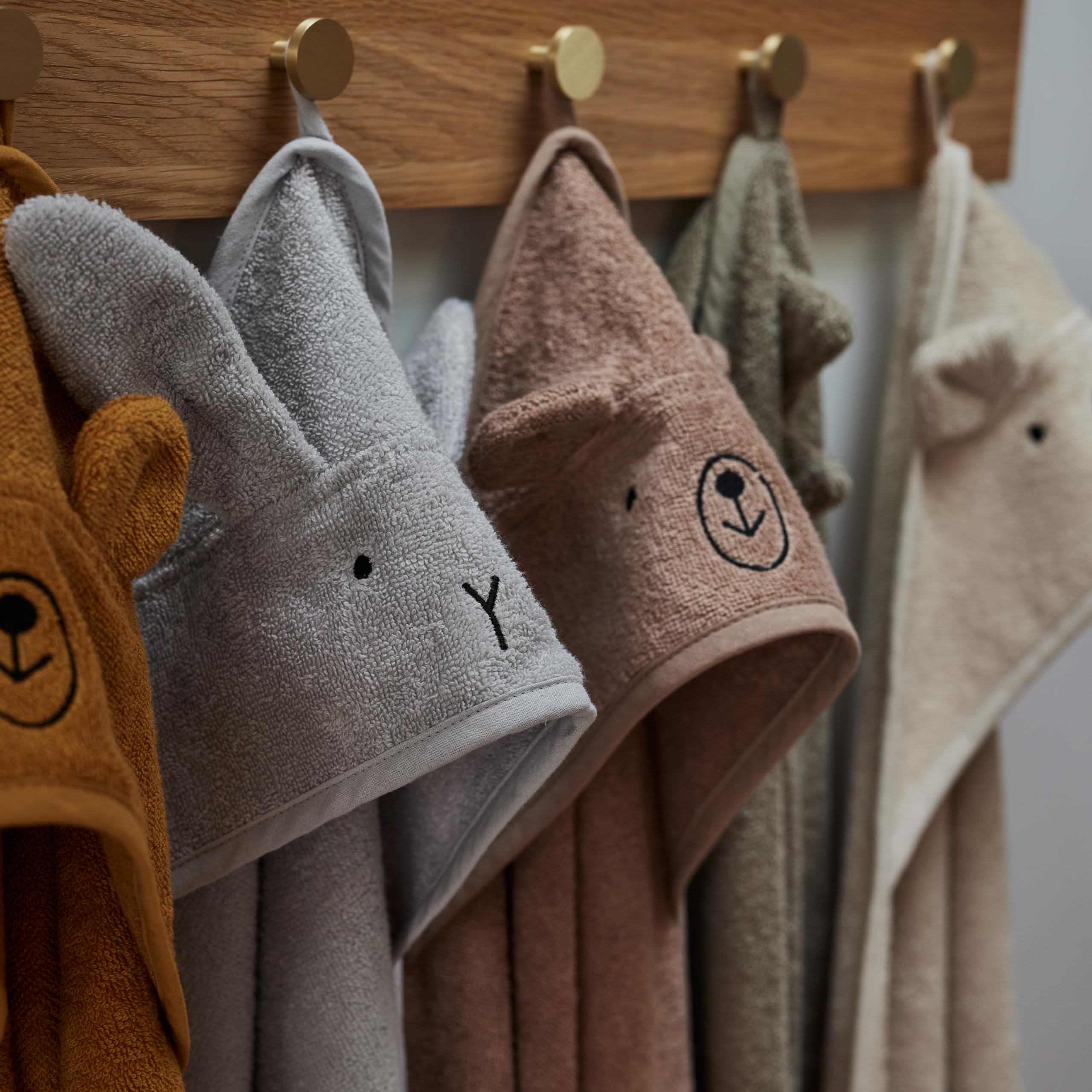 Huxie Hooded Towel includes 2-year replacement warranty for reassurance