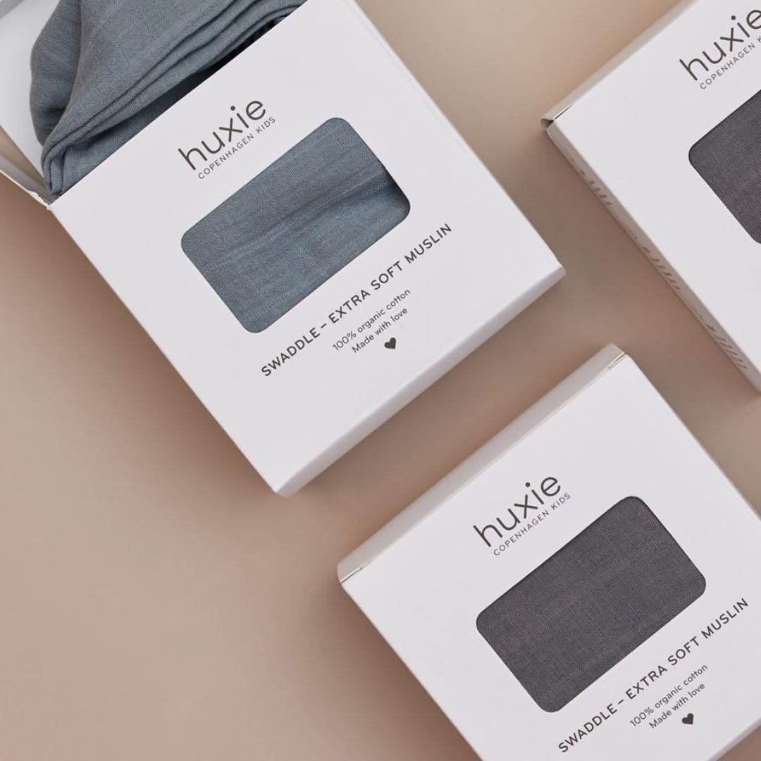 Huxie car seat cover durable with a 2-year replacement warranty.