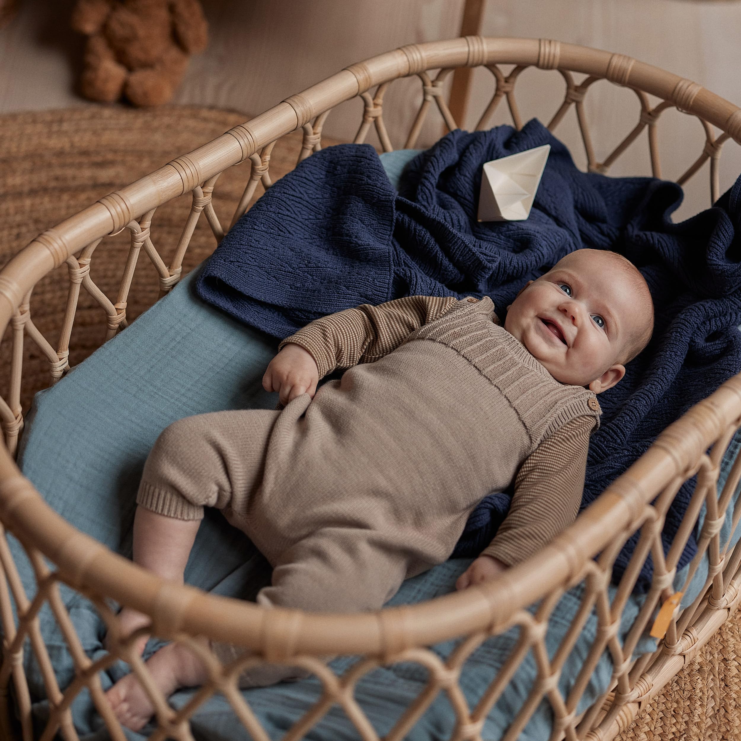 Huxie knitted baby blanket North Sea Blue stroller use for on-the-go warmth