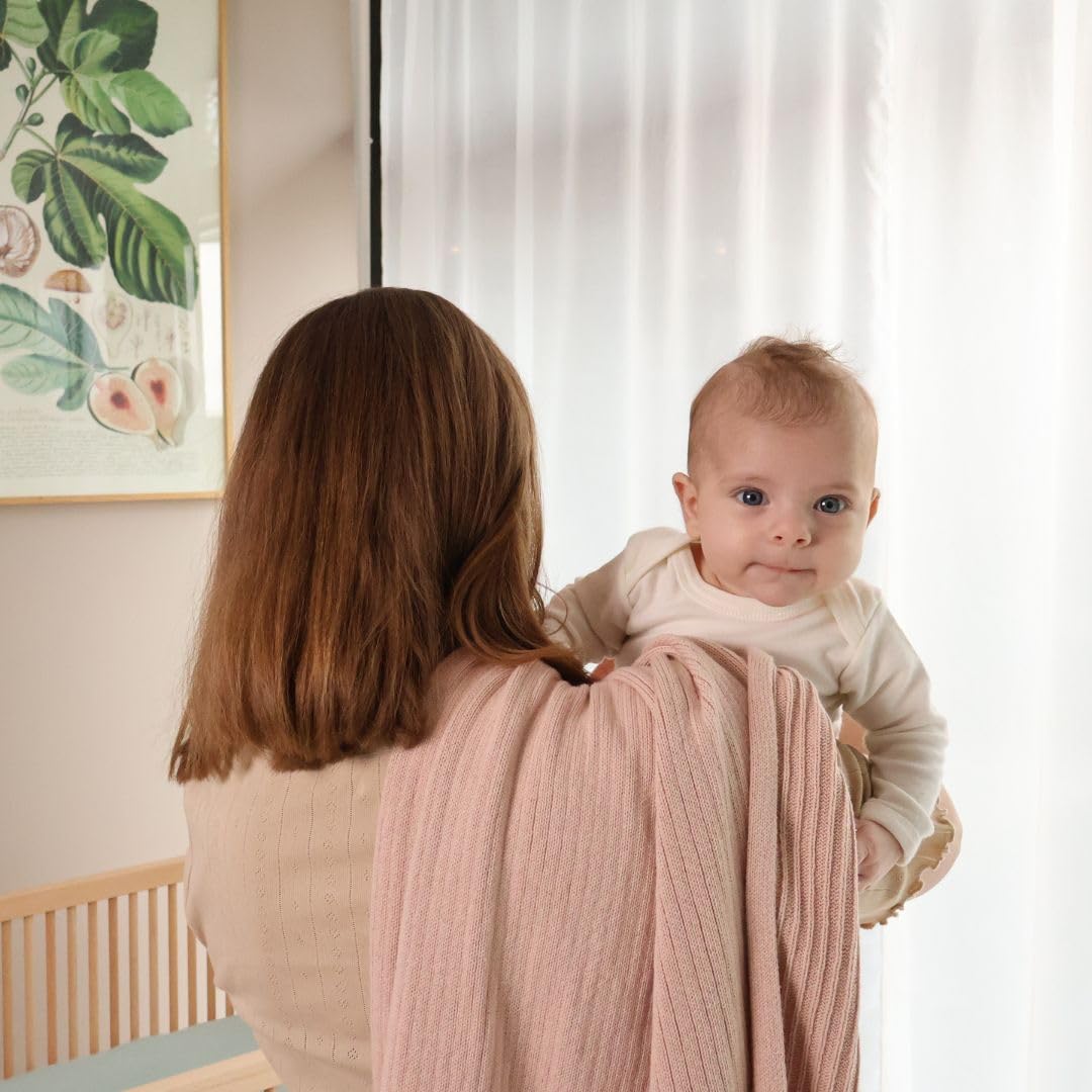 Huxie blanket ready in baby bag for easy care on the go.