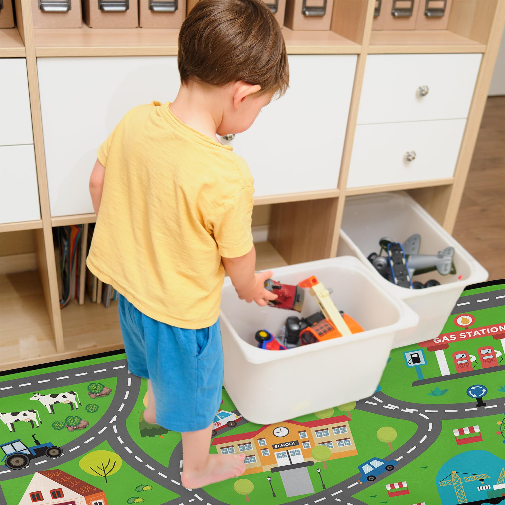 HUXINO Kids Car Road Rug classroom decor adds urban scenery for learning.