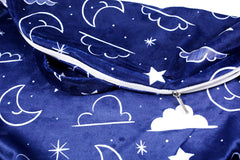 Secure zipper and travel handle feature on IBraFashion lounger cover for on-the-go use.