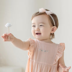 ICKEYOU birthday photoshoot lace bow headband highlights baby's timeless charm.