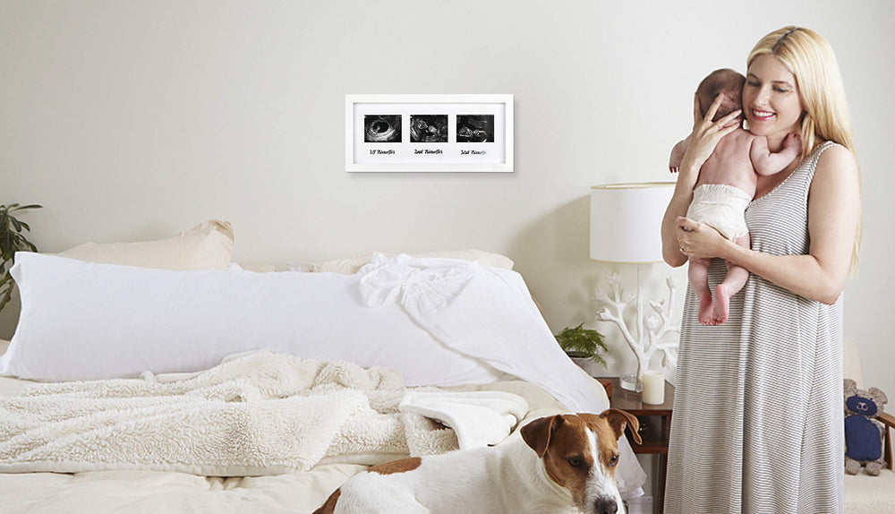 IHEIPYE frame features silver text options for elegant trimester captions