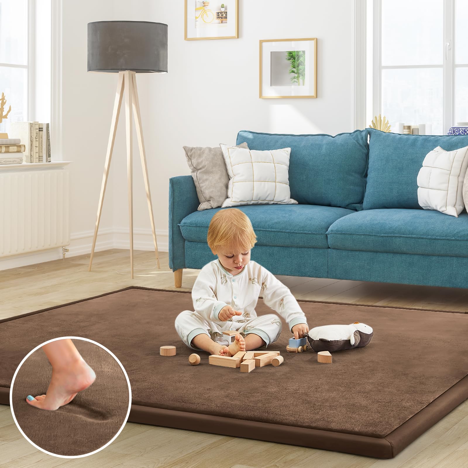 ILPEOD Baby Play Mat edge closeup showing soft velvet cushioning for safe play.