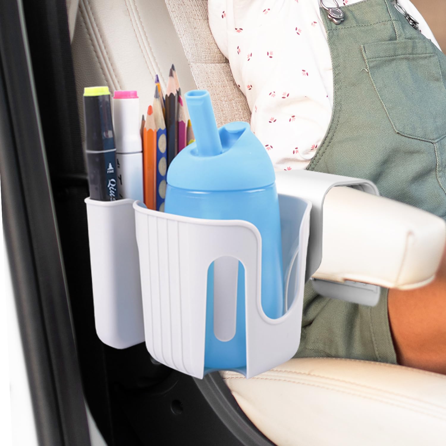 iLulala Graco cup holder fits cups up to 3.25 inches.