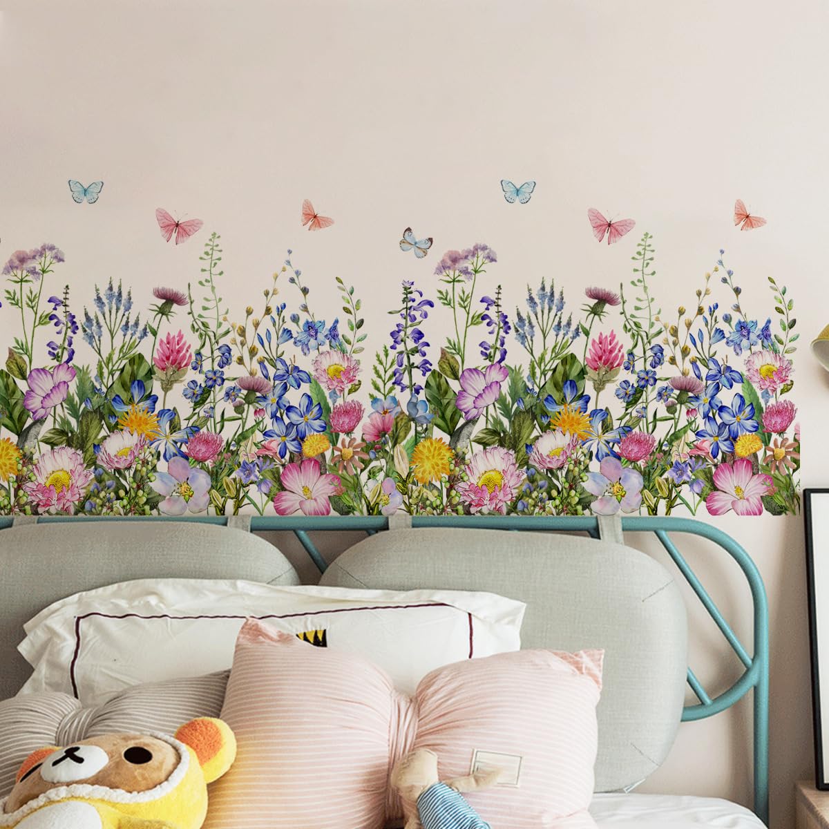 Incholl removable wall decals leave no residue, enabling quick room refresh.
