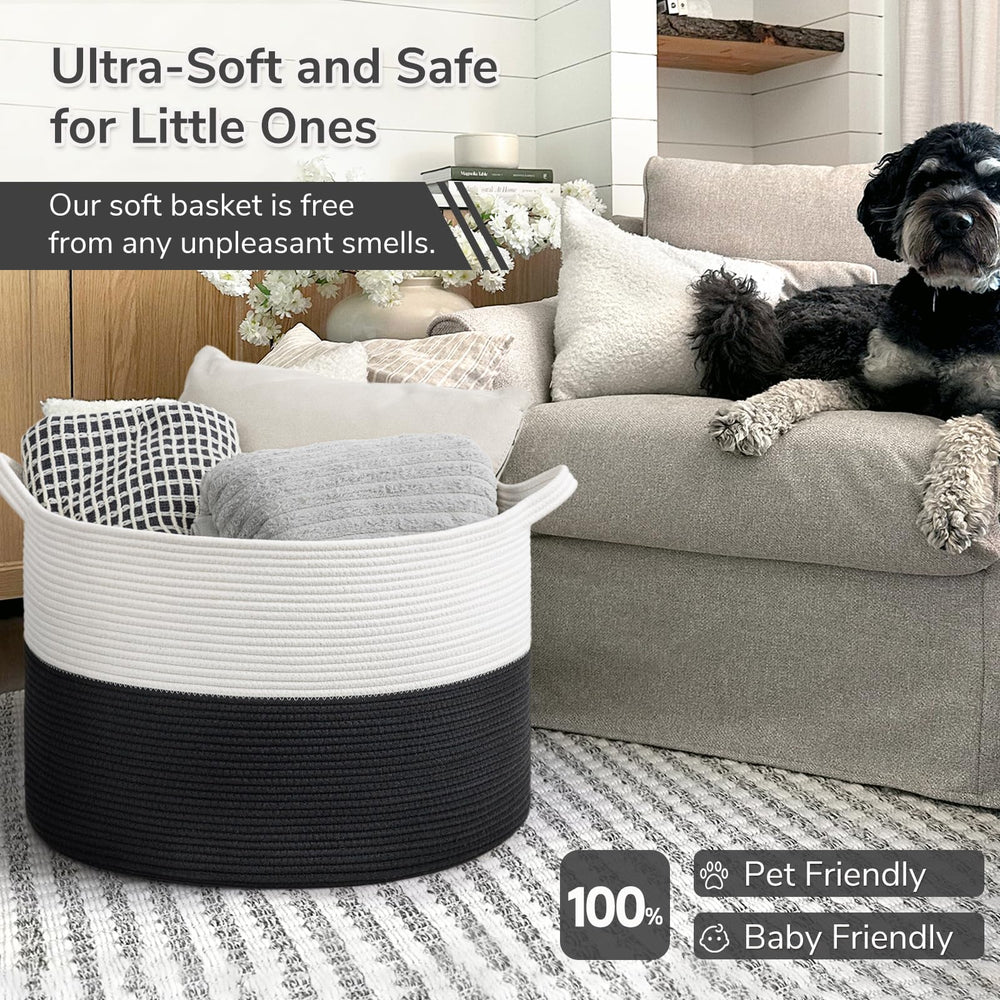 INDRESSME folded-flat note highlights easy storage when not in use.