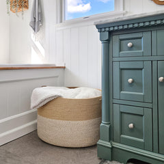 INDRESSME woven basket with handles for easy, sturdy transport of items.