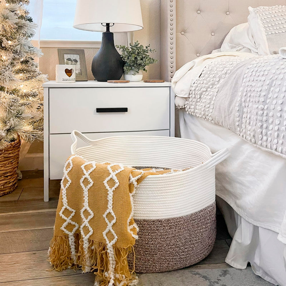 INDRESSME XXXLarge basket open top filled with blankets and toys