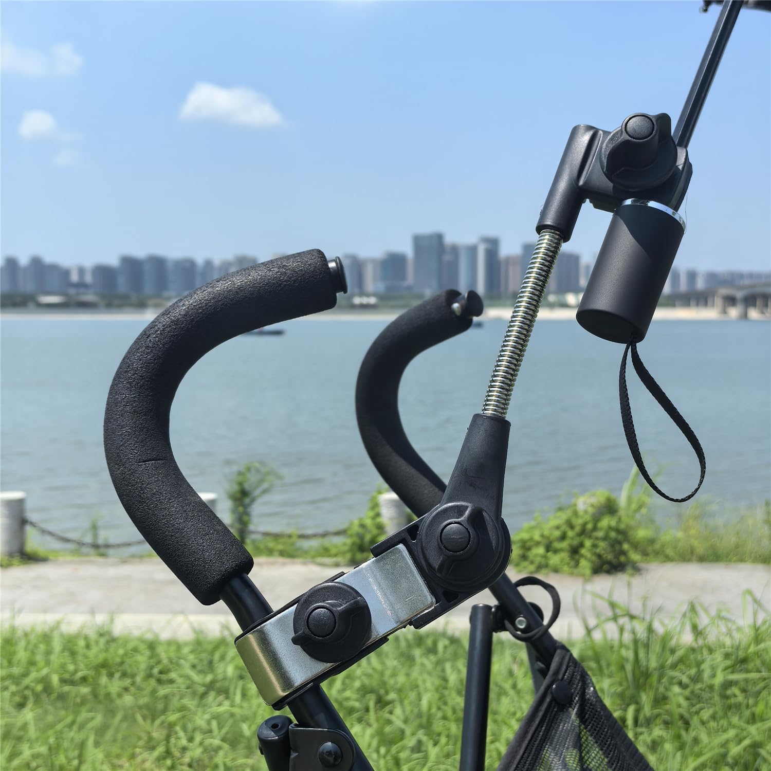 Inf-way umbrella holder is tool-free and easy to move.