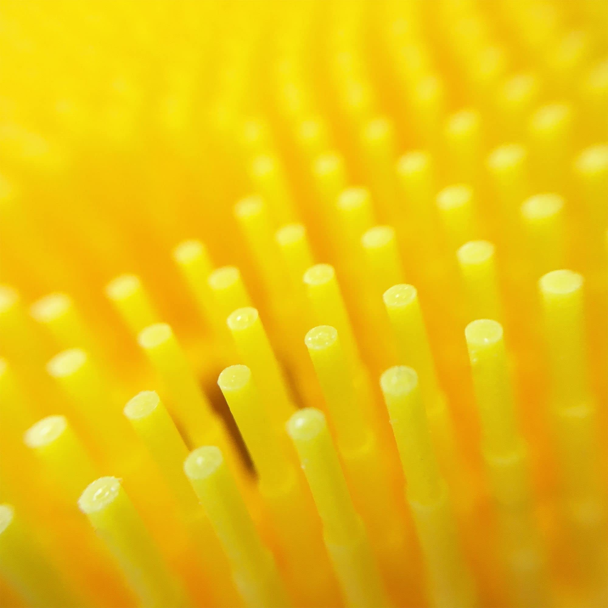 Innobaby Silicone Duck Scrub soft bristles close-up highlights soothing lather during baby baths.
