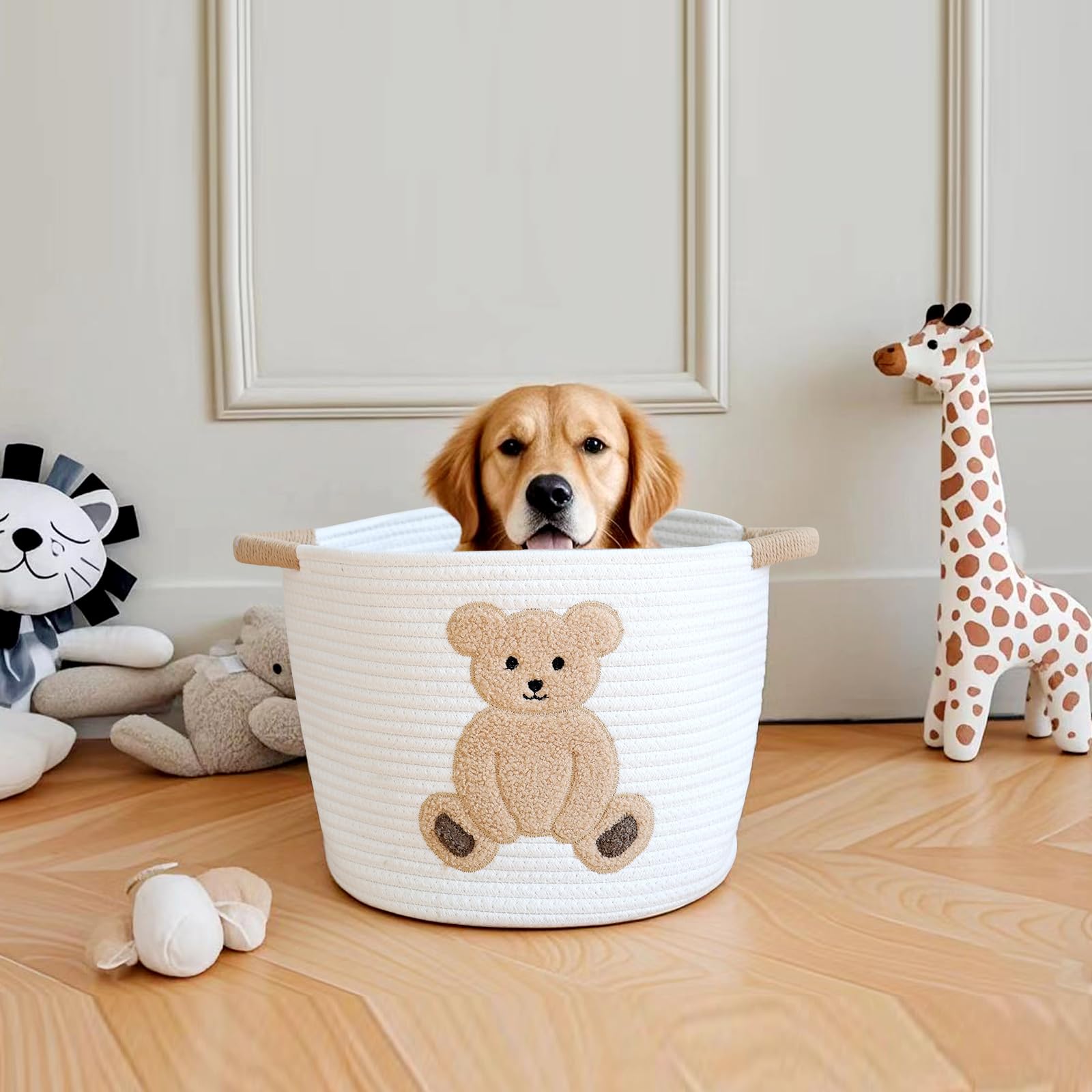 INough basket foldable design saves space and simplifies storage in small homes.