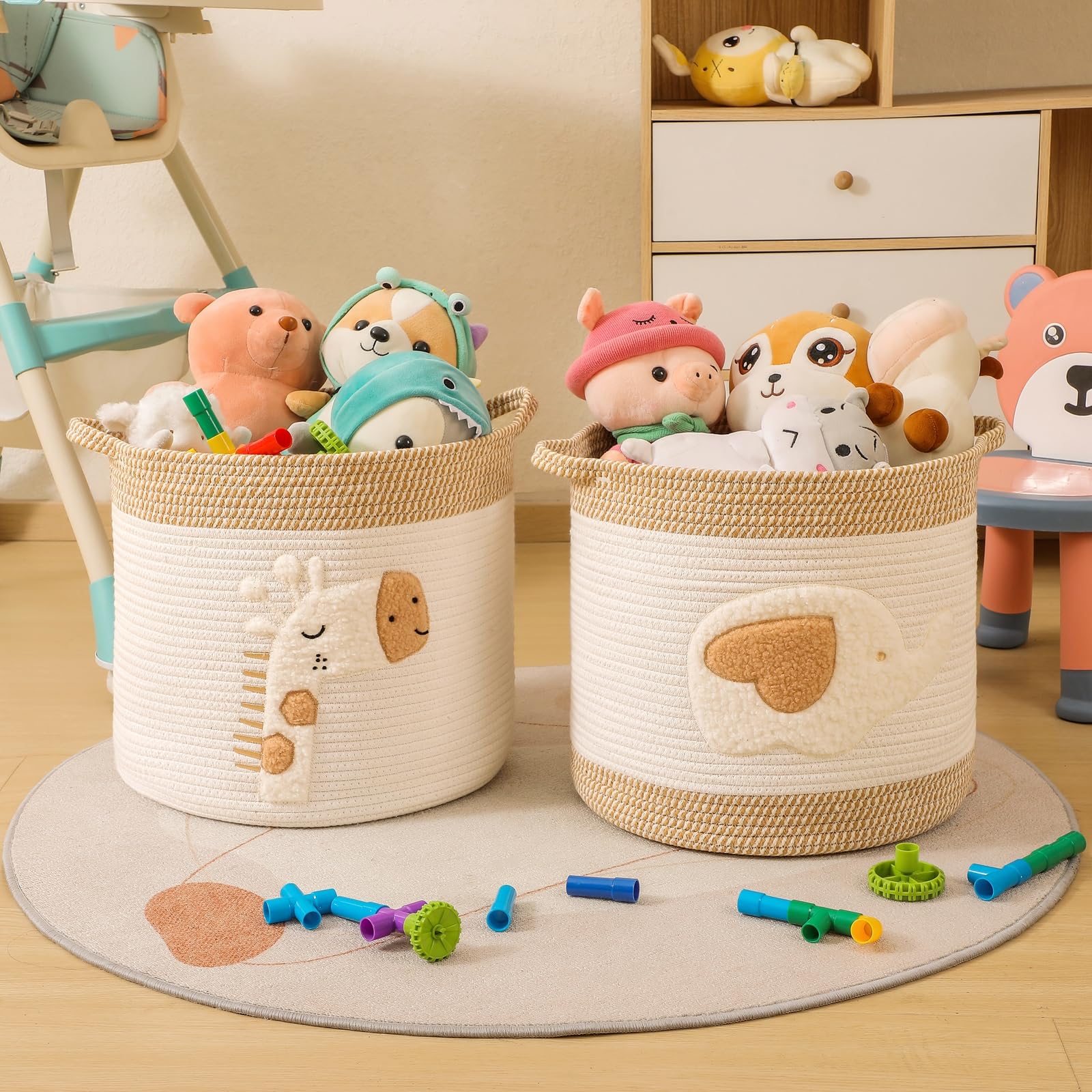 INough large basket makes a thoughtful gift for baby showers and housewarmings.
