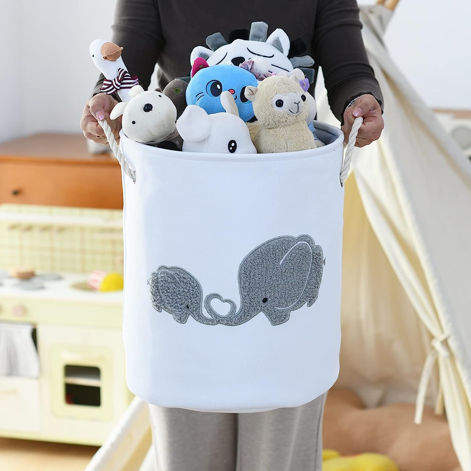 INough nylon storage baskets rope-handles enable easy room-to-room transport.