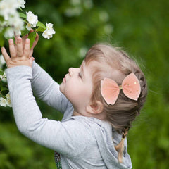 inSowni handmade clip offers sturdy grip with a delicate finish.