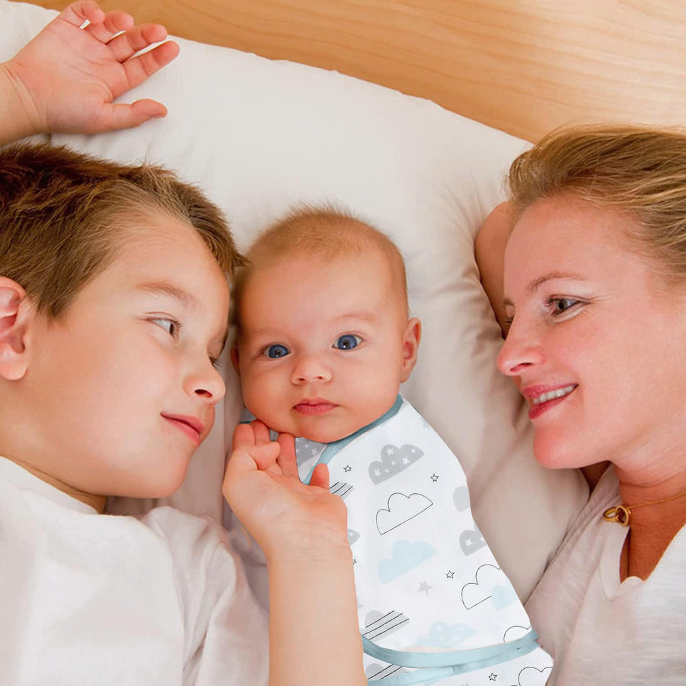 Insular newborn sleep-womb-like swaddle promotes calm nights.