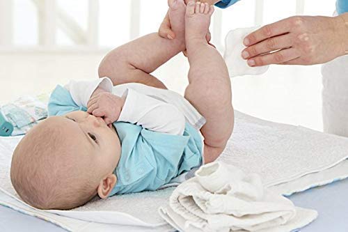 İpek baby dry pads organic cotton material for gentle cleaning.