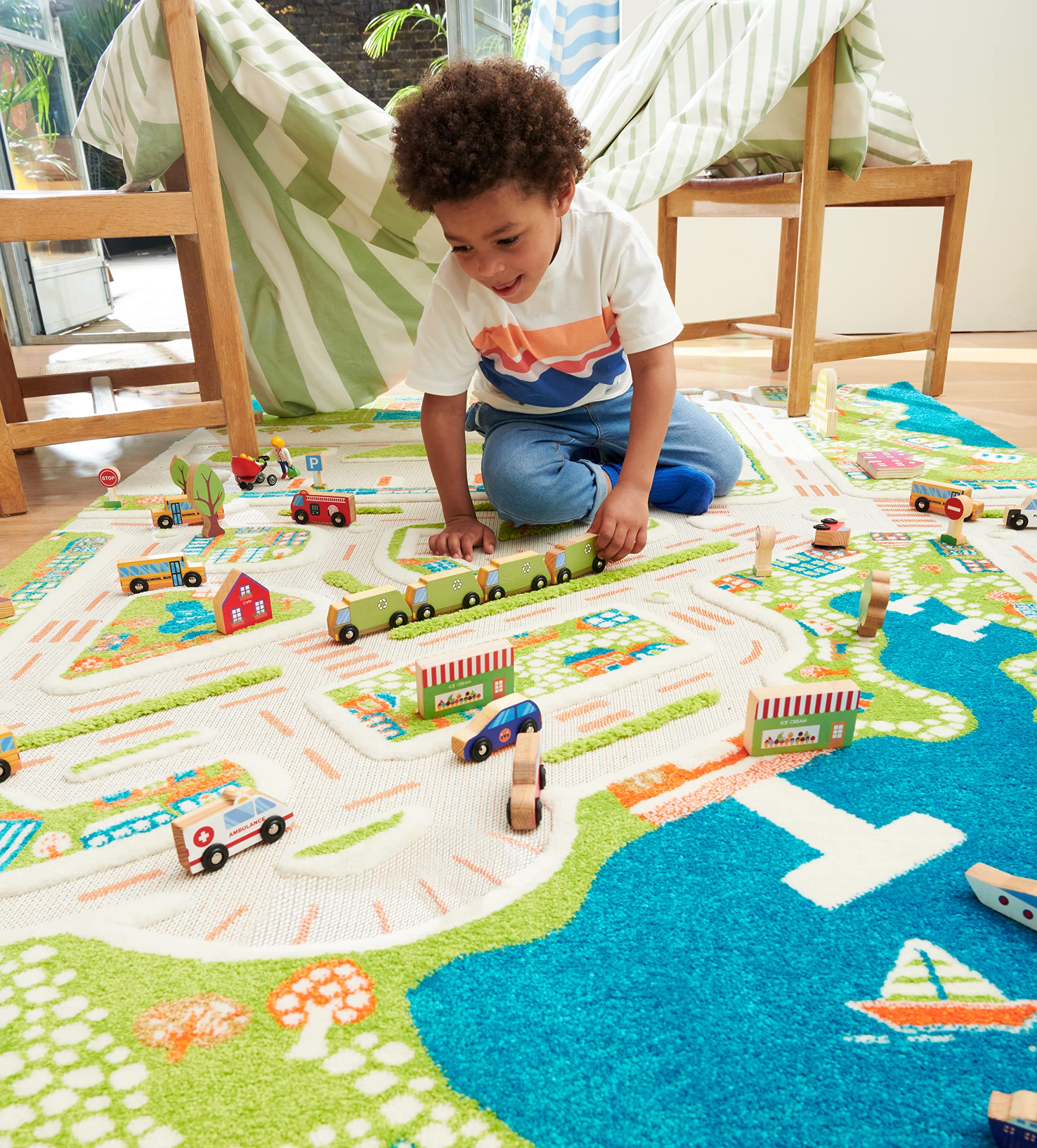 IVI Mini City 3D soft-pile-texture cozy surface invites tactile, imaginative play.