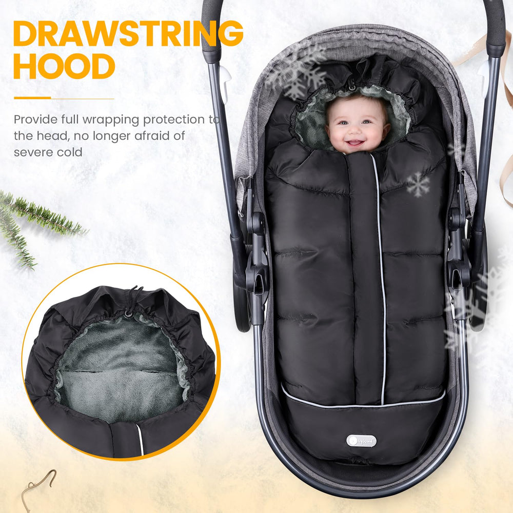 IvyWind Stroller Footmuff full-coverage design protects baby from snow and wind.