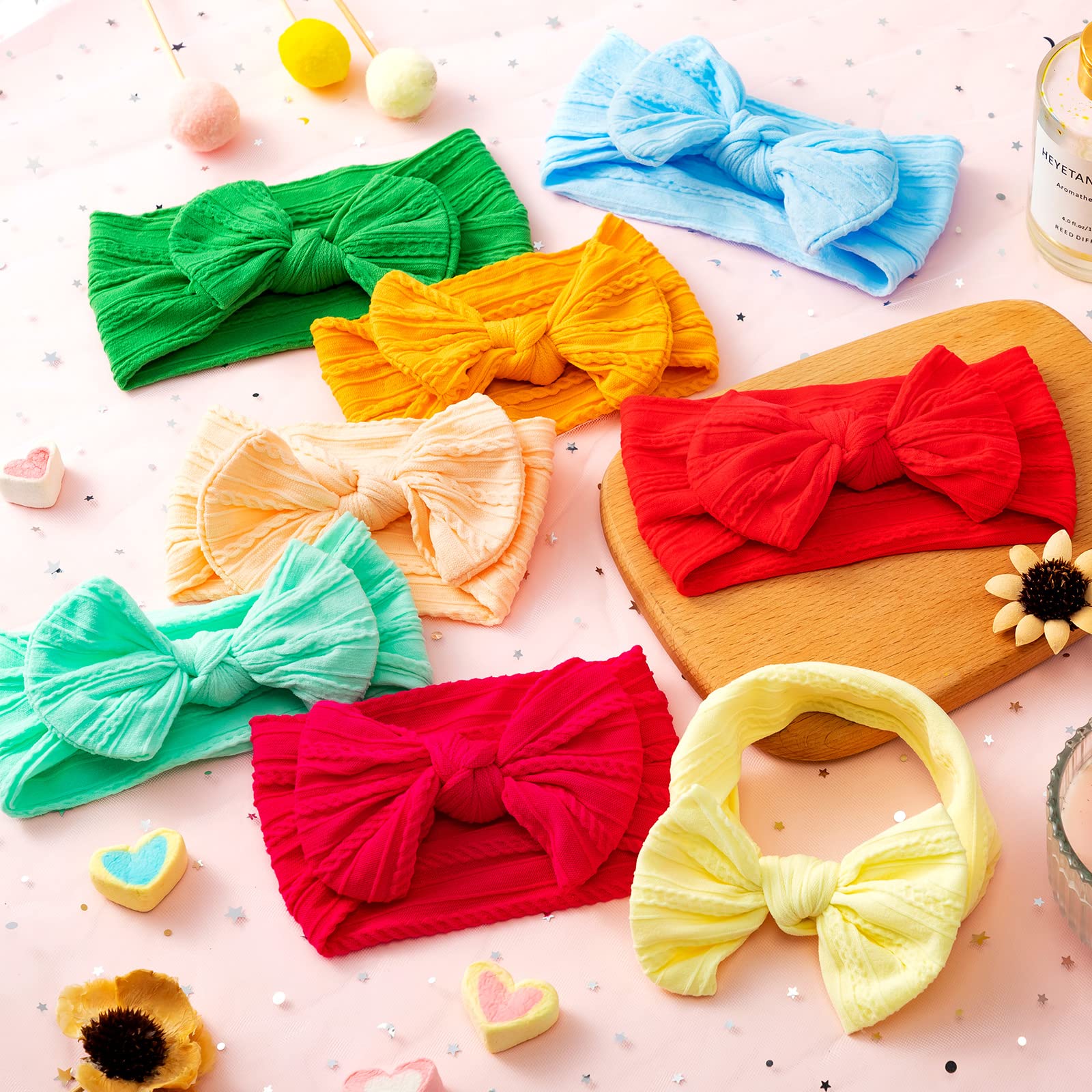 Janinka 32-color headband collection offers easy color matching for outfits.