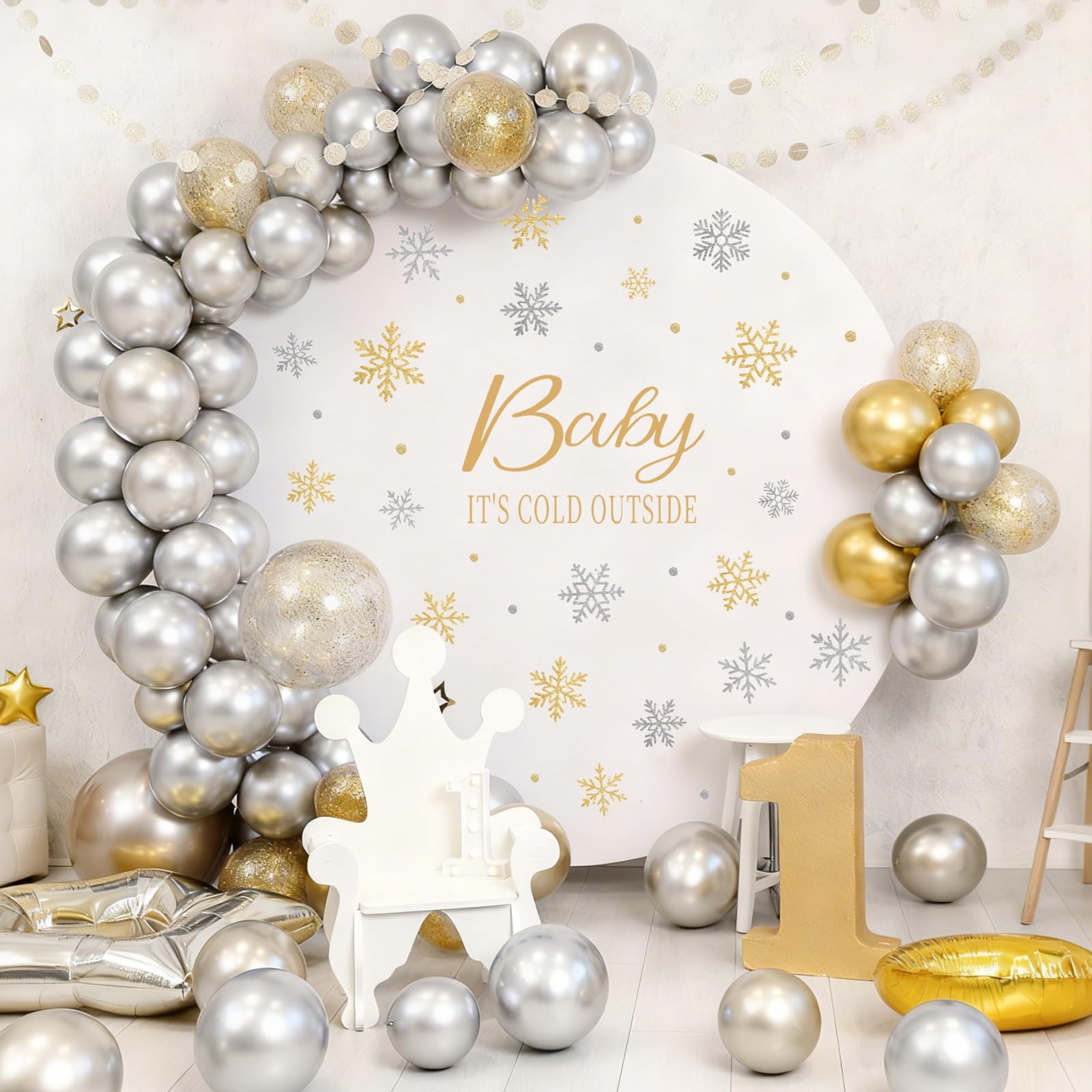 JarThenaAMCS arch backdrop creates photogenic spaces for baby milestones.
