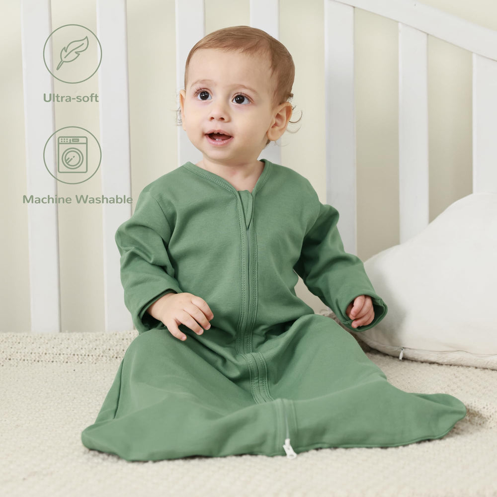 JELLYMONI sleep sack two-way zipper enables quick diaper changes and easy dressing.